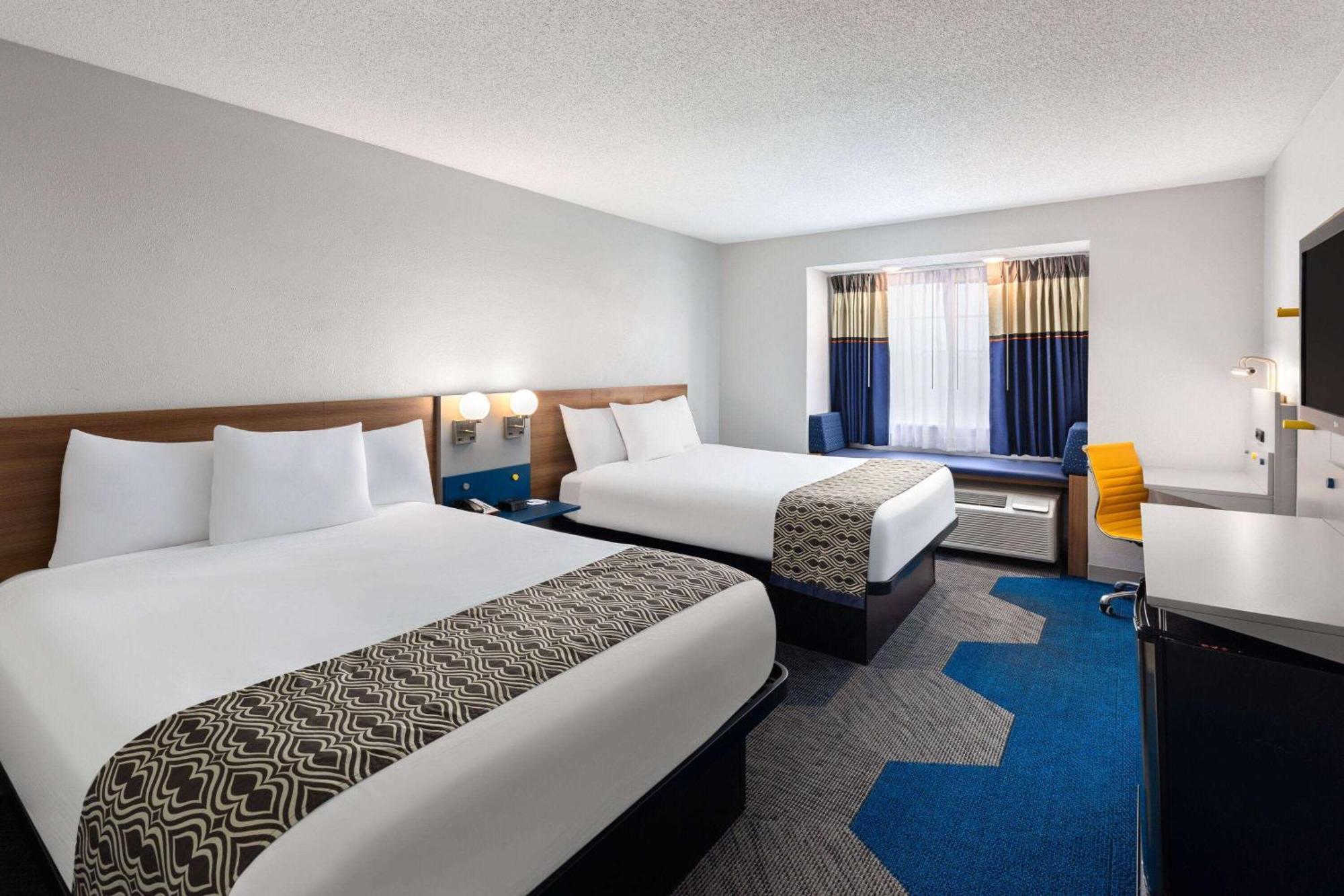 Microtel Inn Боулинг Грин Экстерьер фото