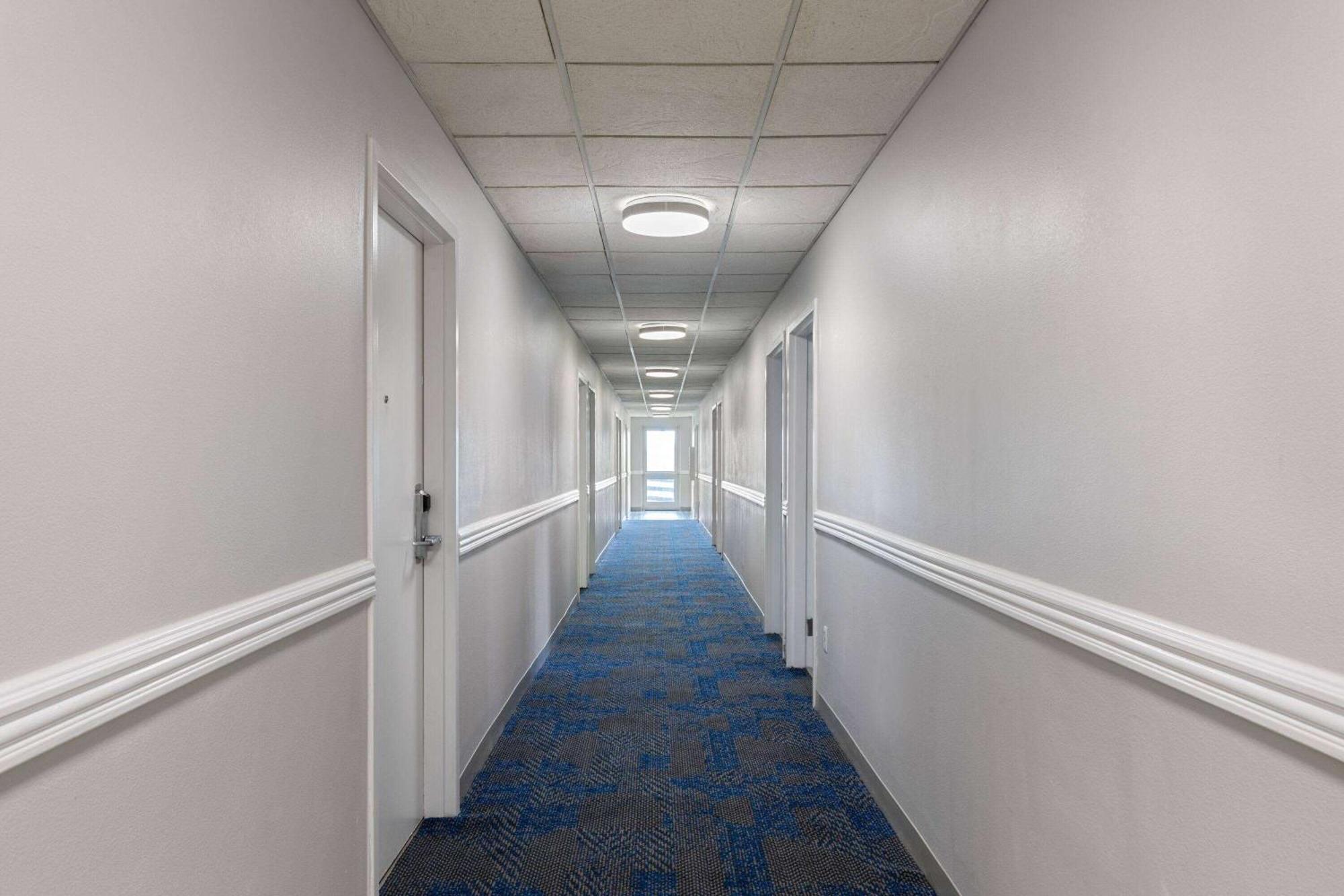 Microtel Inn Боулинг Грин Экстерьер фото
