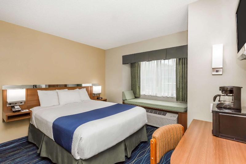 Microtel Inn Боулинг Грин Экстерьер фото
